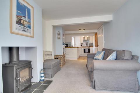 3 bedroom townhouse to rent, Southampton Road, Lymington