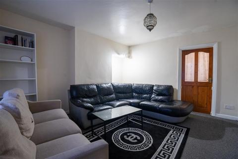 80 Botha Road, Bordesley Green, Birmingham, B9 5LT