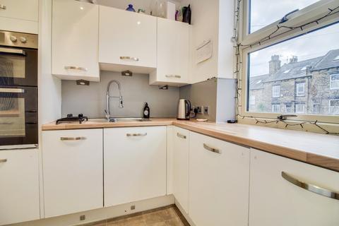 2 bedroom terraced house for sale, Gladstone Street, Farsley, Pudsey, West Yorkshire, LS28