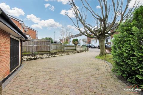 4 bedroom detached house for sale, Treadwell Road, Epsom KT18