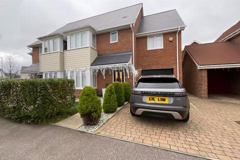 4 bedroom semi-detached house for sale, Maccowan Avenue, Snodland, Kent