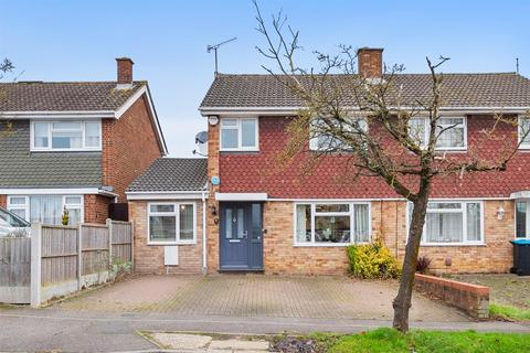 3 bedroom semi-detached house for sale, Calluna Drive, Milton Keynes MK3