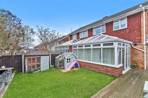 3 bedroom semi-detached house for sale, Calluna Drive, Milton Keynes MK3