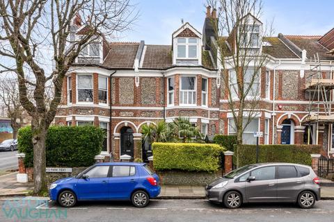 4 bedroom terraced house for sale, Queens Park Terrace, Brighton BN2