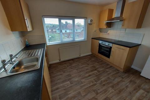 2 bedroom flat to rent, Halifax Road, Wadsley Bridge, Sheffield, S6 1LH