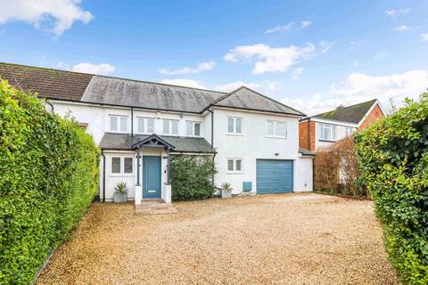 4 bedroom semi-detached house for sale, Mayflower Way, Beaconsfield, HP9