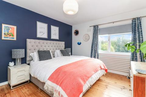 15 Mayflower Way, Beaconsfield, HP9 1UF