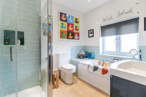 15 Mayflower Way, Beaconsfield, HP9 1UF
