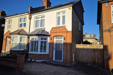 3 bedroom semi-detached house for sale, St. Lawrence Road, Upminster RM14