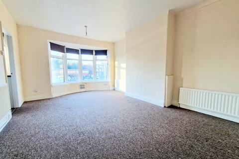 1 bedroom flat to rent, Bury New Road, Prestwich, M25