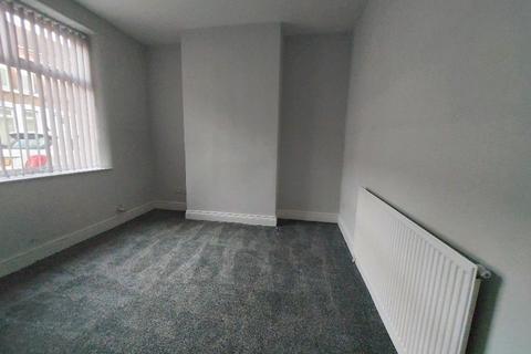 2 bedroom terraced house to rent, 4 Essex Street , Middlesbrough TS1