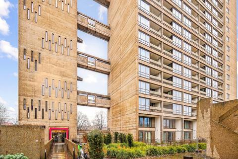 2 bedroom apartment to rent, Balfron Tower, St. Leonards Road, E14