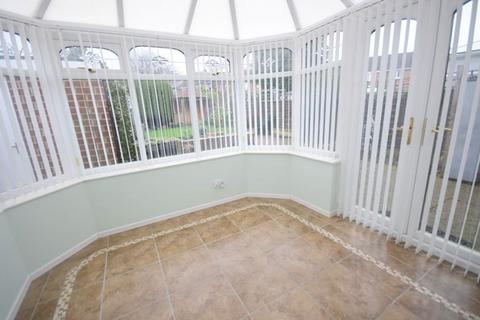 2 bedroom semi-detached house to rent, Lawrence Avenue, South Shields