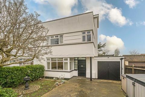 4 Barnfield, New Malden, KT3 5RH