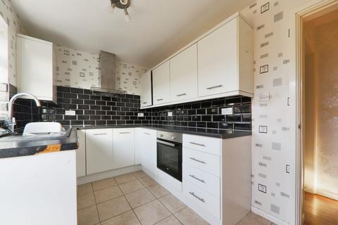 2 bedroom semi-detached bungalow for sale, Langford Walk, Hull, East Riding of Yorkshire, HU4 7SR