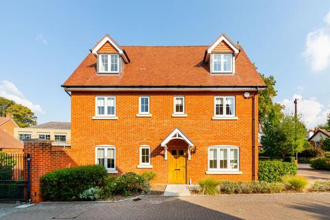 4 bedroom semi-detached house for sale, Leander Way, Maidenhead, SL6