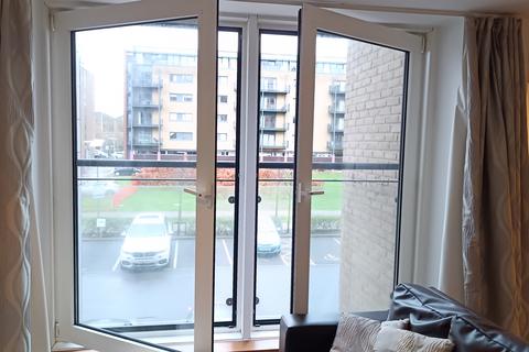 1 bedroom flat for sale, 1 Douglas House, Ferry Court, Wales, CF11 0LD