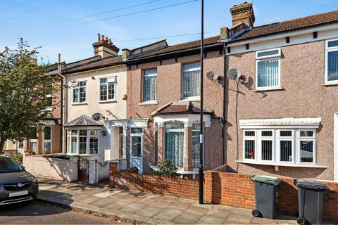 3 bedroom house for sale, Fairlawn Park, London