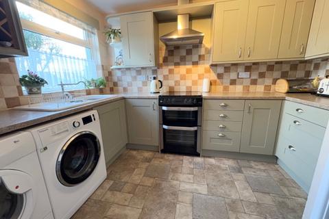 2 bedroom terraced bungalow for sale, Karen Close, Bideford EX39