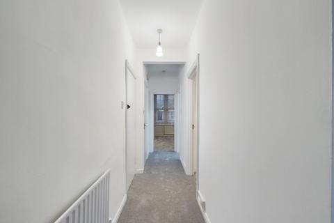 2 bedroom flat to rent, Clapham South, Cavendish Road