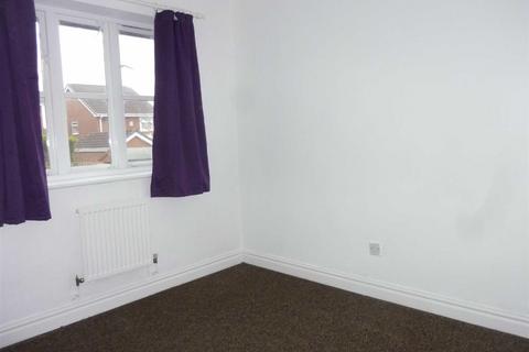 3 bedroom semi-detached house to rent, Maizebrook, Dewsbury