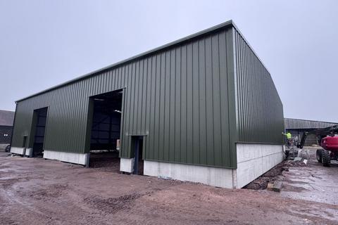 Industrial unit to rent, Unit At Offerton Lane, Offerton Barns Business Centre, Offerton Lane, Hindlip, Worcester, Worcestershire, WR3 8SX