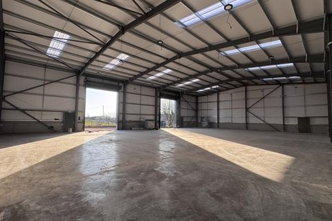 Industrial unit to rent, Unit At Offerton Lane, Offerton Barns Business Centre, Offerton Lane, Hindlip, Worcester, Worcestershire, WR3 8SX