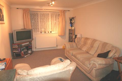 2 bedroom ground floor flat to rent, 84 Trinity Street, Fareham PO16