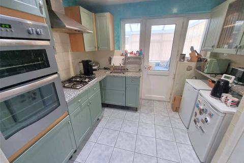 2 bedroom bungalow for sale, Sandown Road, Thundersley, Essex, SS7