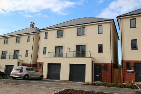 6 bedroom townhouse to rent, Slade Baker Way, Bristol BS16