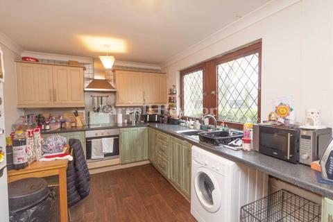 2 bedroom house for sale, Crossdale Square, Lancaster LA1