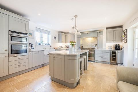 4 bedroom detached house for sale, Anchor Road, Calne