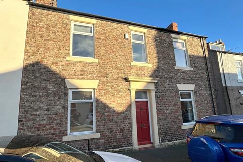 2 bedroom end of terrace house for sale, Cecil Street, North Shields, NE29