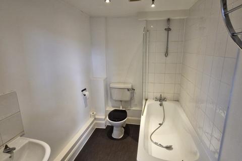 1 bedroom flat to rent, Uplands Close, Woolwich, SE18 6BT