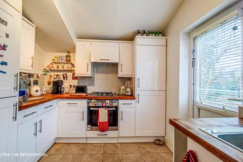 2 bedroom flat for sale, Wrottesley Road, Plumstead, SE18 3EW