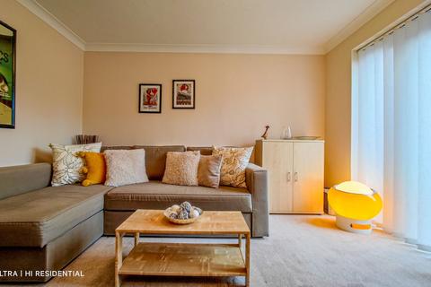 26 Watersmeet Way, London, SE28 8PU