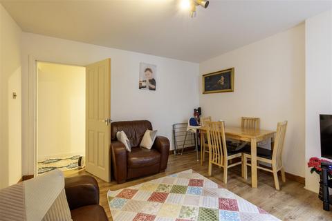 1 bedroom flat for sale, Kinnoull Street, Perth