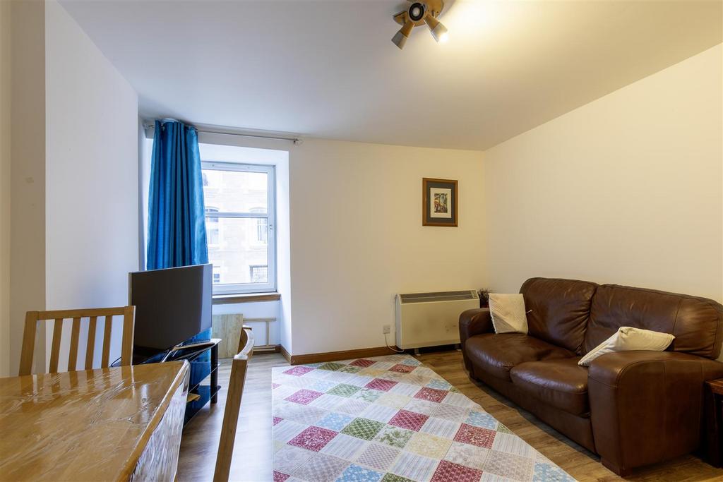 28 A Kinnoull Street Perth-19.jpg