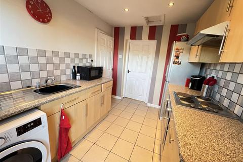 3 bedroom end of terrace house for sale, Sunnybank Street, Aberdare CF44