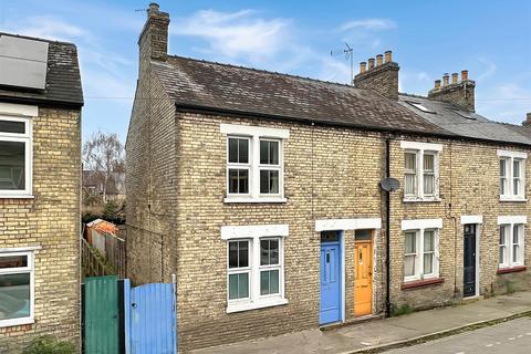 3 bedroom end of terrace house for sale, Catharine Street, Cambridge CB1