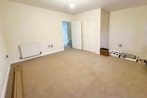 2 bedroom terraced house to rent, Parsley Way, Kent ME16