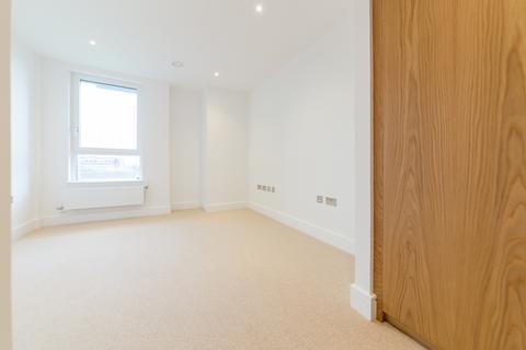 1 bedroom apartment to rent, Winchester Square, London SE8