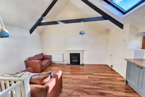 2 bedroom barn conversion to rent, Tregongeeves Lane, St. Austell