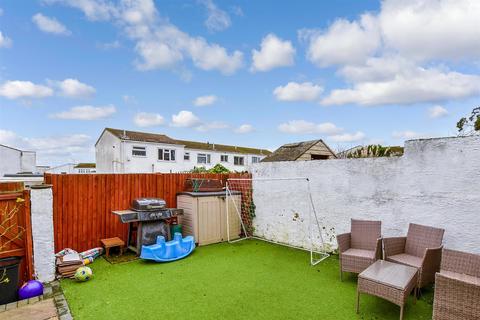 5 Imperial Drive, Warden, Sheerness, ME12 4SA
