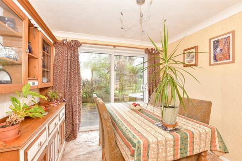 3 bedroom end of terrace house for sale, St. Vincent's Close, Littlebourne, Canterbury, Kent