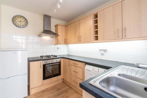 1 bedroom flat to rent, Chester Crescent, Sandyford, NE2