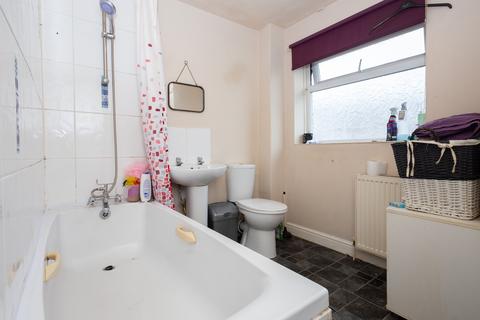 3 bedroom semi-detached house for sale, Mossbank Grove, Heywood OL10