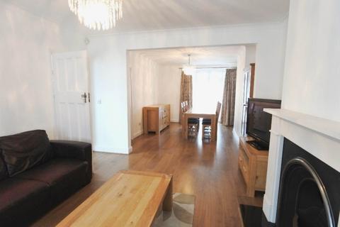 4 bedroom semi-detached house to rent, Kenver Avenue, London N12