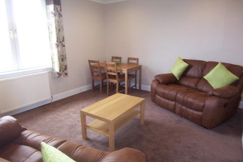 2 bedroom flat to rent, Clearburn Gardens, Edinburgh EH16