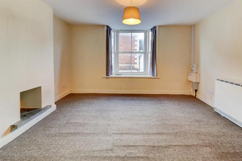 2 bedroom apartment to rent, Smith Street, Warwick CV34 4JA